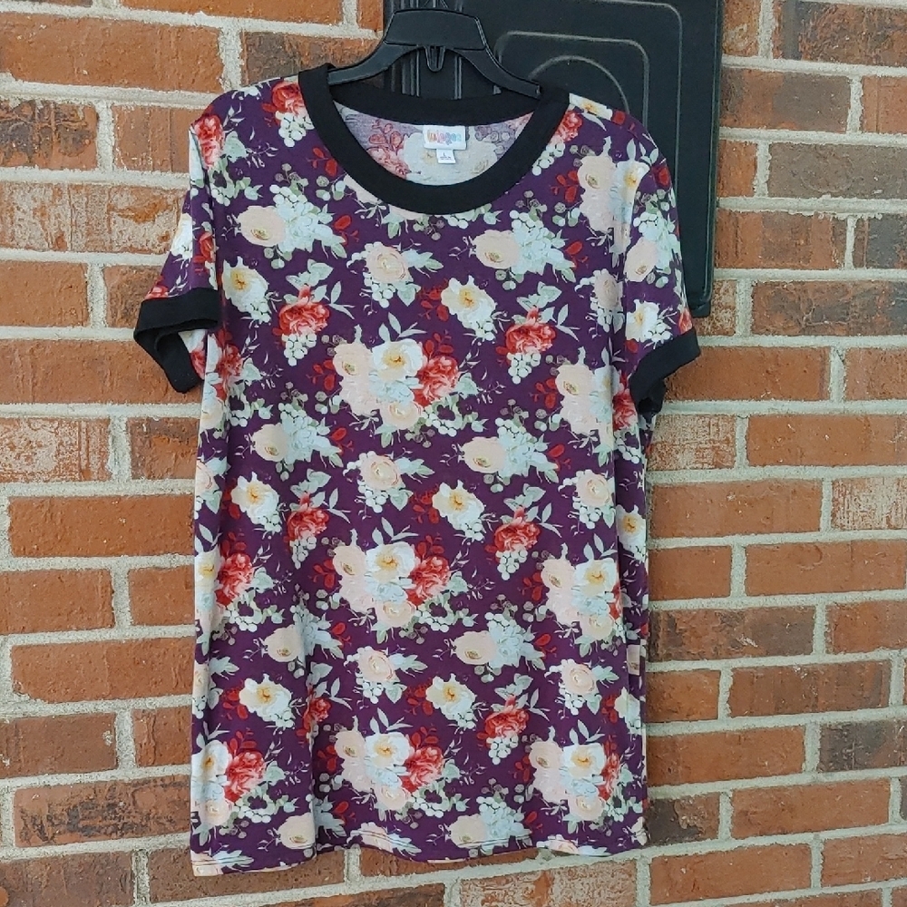Lularoe Floral With Black Trim Liv T-Shirt Size L